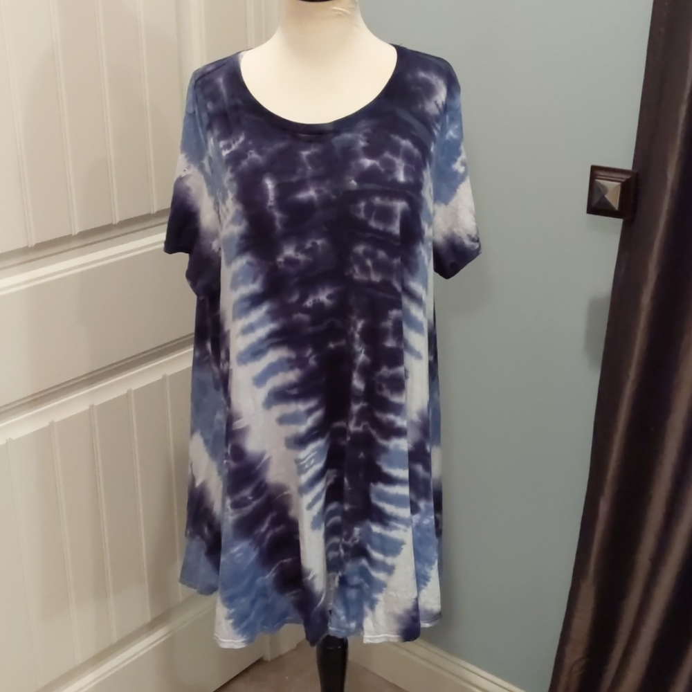 Show Me Your Mumu Mellow tie dye shirt